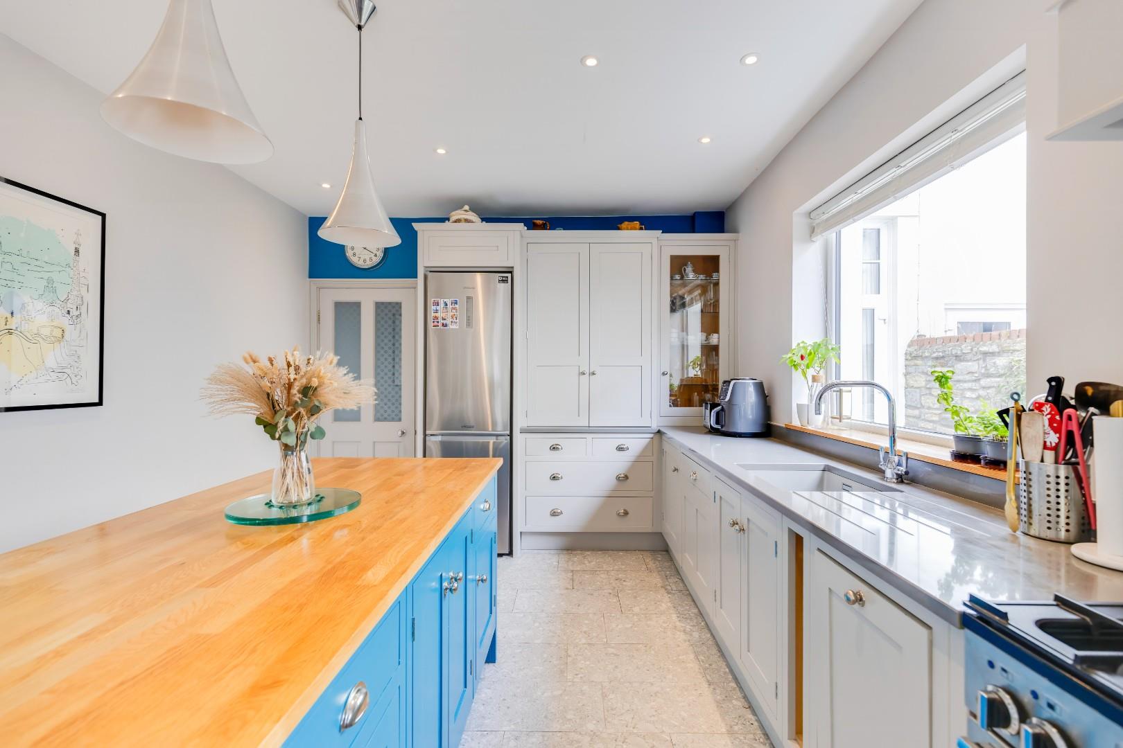 90 Stanwell Road, Penarth, CF64 3LP